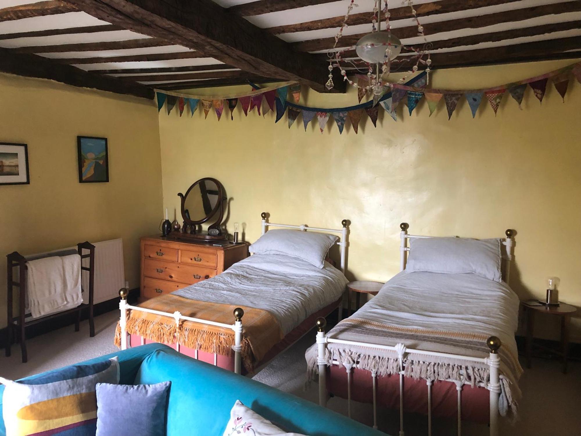 Ynyswen Bed & Breakfast Nantgaredig Екстериор снимка